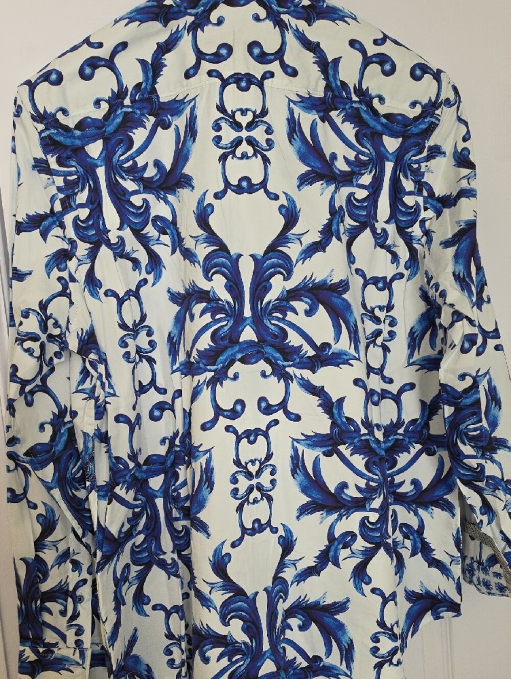 Robert Graham White Dress Shirt with Blue Floral Scroll Print - New - Picture 2 of 9